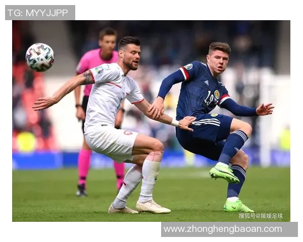 聚焦2000年足球巨星时代辉煌与经典赛事全景回顾 聚焦2000年足球巨星时代辉煌与经典赛事全景回顾